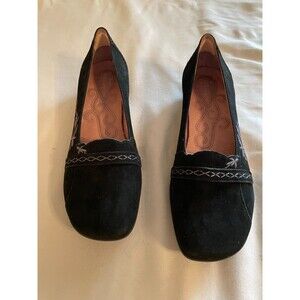 Clarks Artisan Collection Shoe Womens Size 7.5N Black Velvet Slip On New W/O Box
